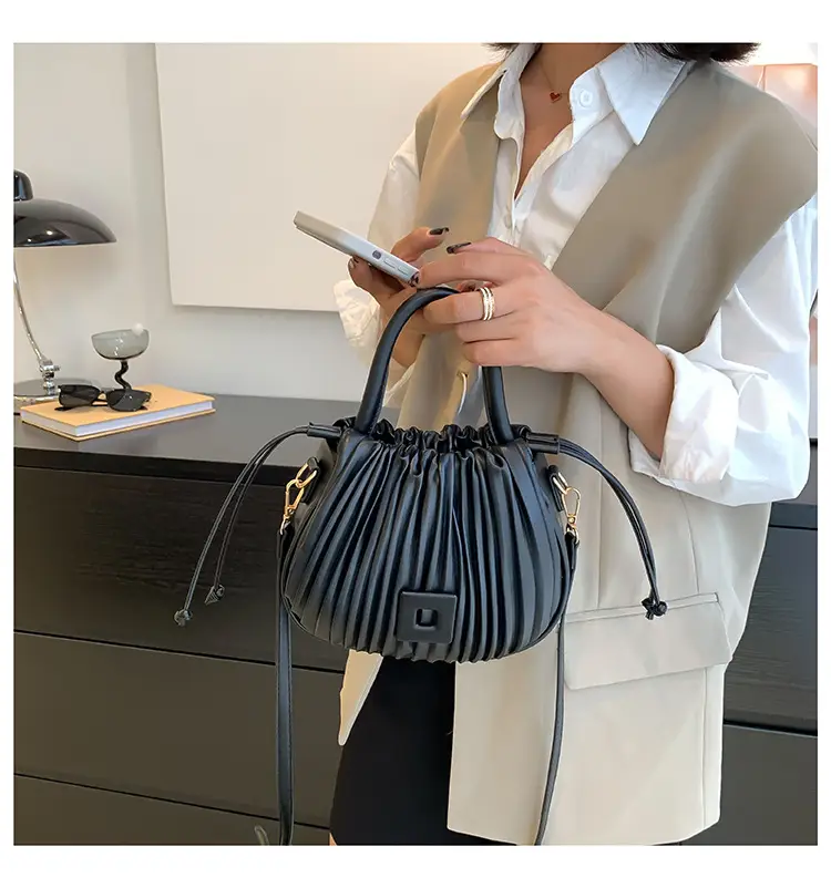 Green Textured Shoulder Crossbody Bag for Women 2024 — feature 23