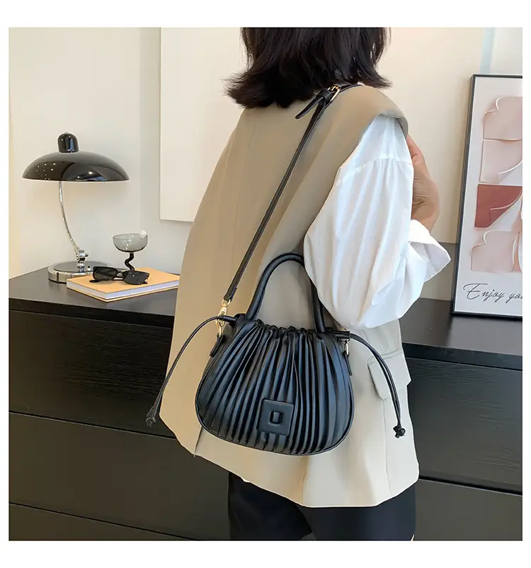 Green Textured Shoulder Crossbody Bag for Women 2024 — feature 24