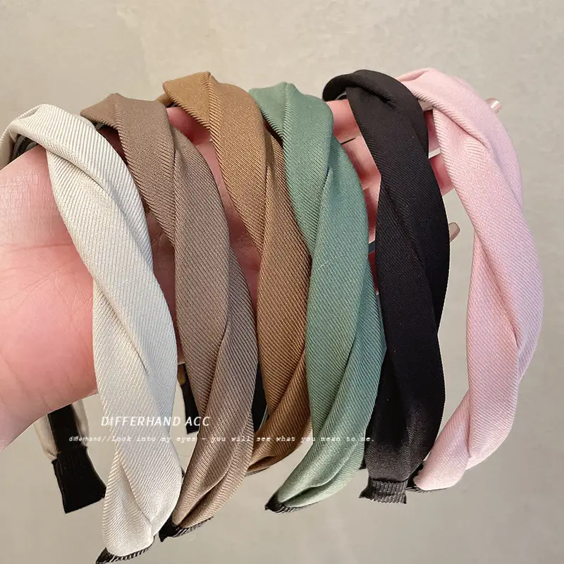 Women's Non-Slip Top Headband with Toothed Pressed Hair Stamp - Image 8