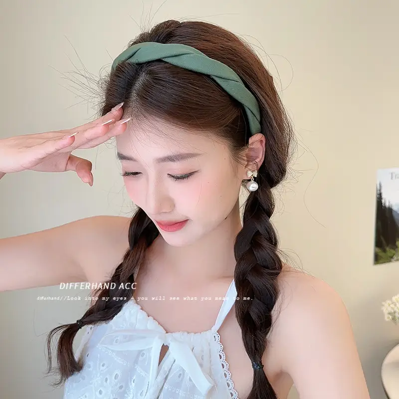Women's Non-Slip Top Headband with Toothed Pressed Hair Stamp - Image 11