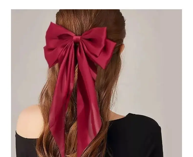 Pink Satin Hairpin with Vintage Bow Design — feature 14