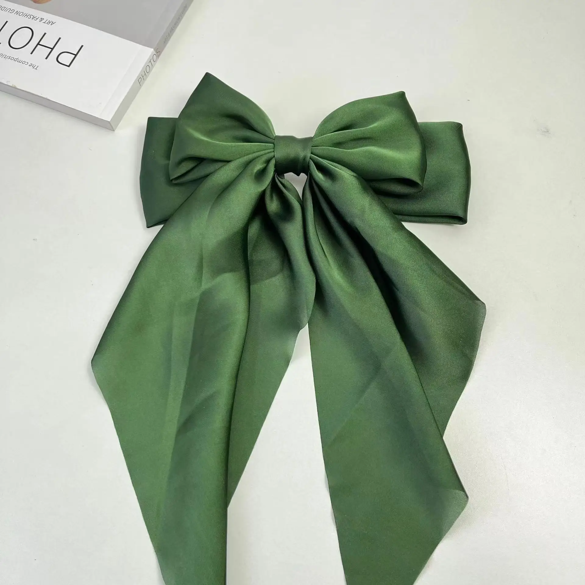 Pink Satin Hairpin with Vintage Bow Design - Image 21