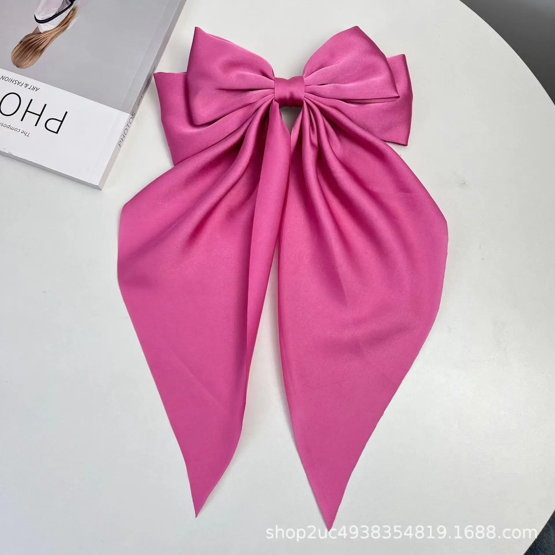 Pink Satin Hairpin with Vintage Bow Design - Image 22