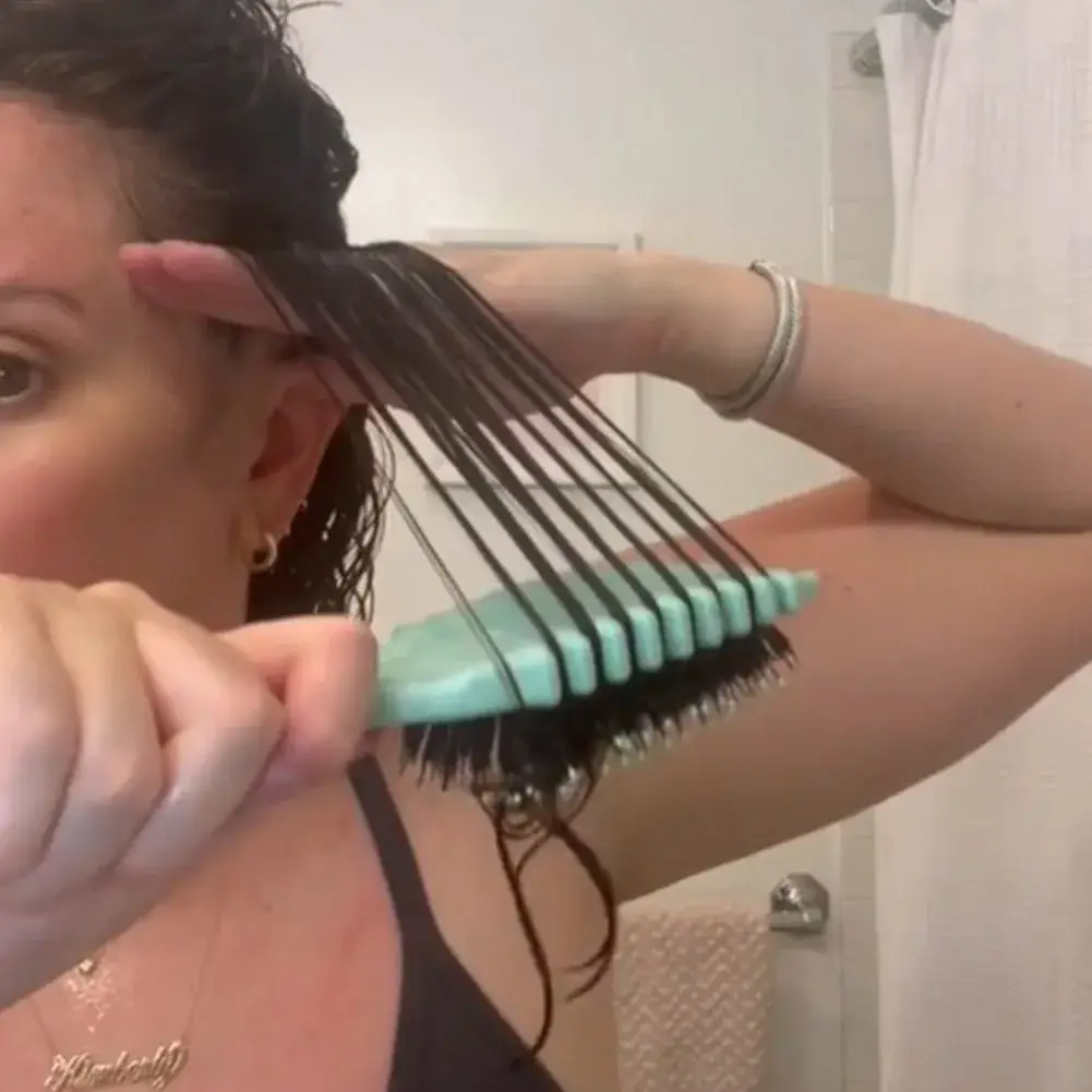 Women's Hair Brush with 25cm Bristles for Long Hair Styling — feature 3