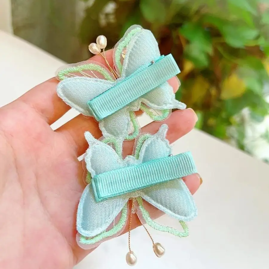 Double-layer Pearl Butterfly Hair Clips for Girls — feature 1