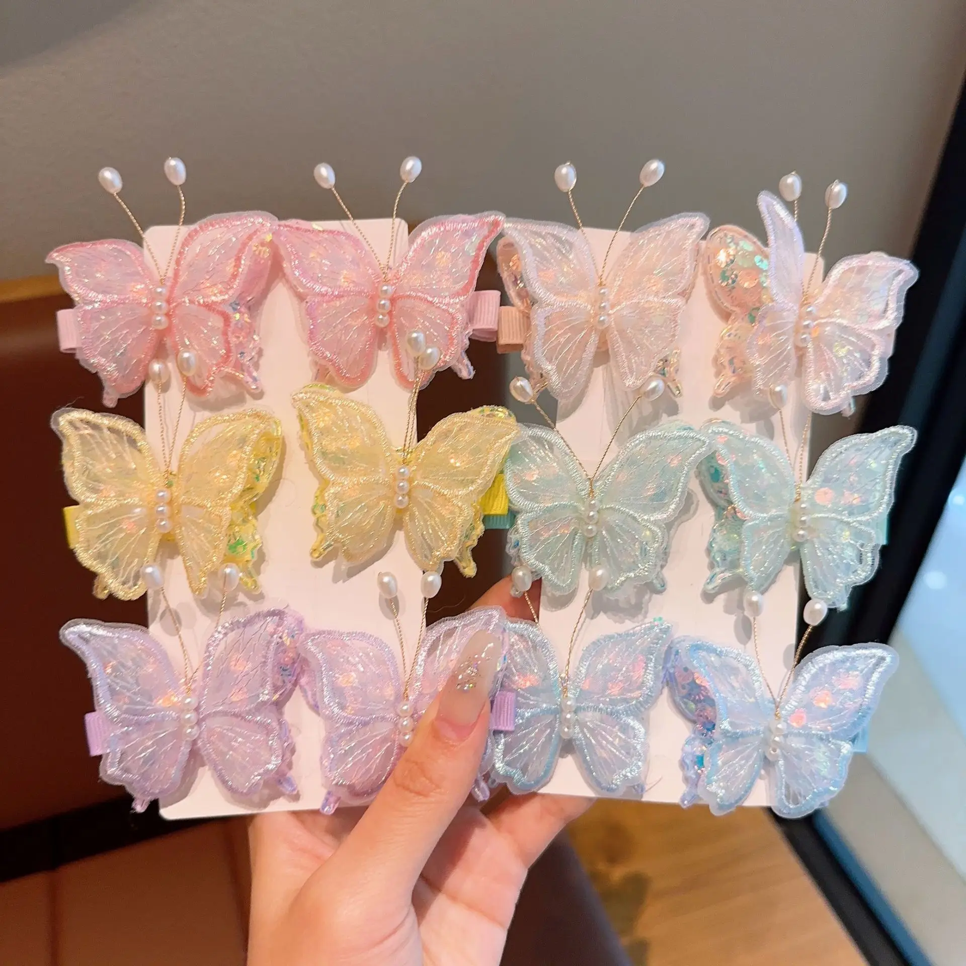 Double-layer Pearl Butterfly Hair Clips for Girls — feature 2