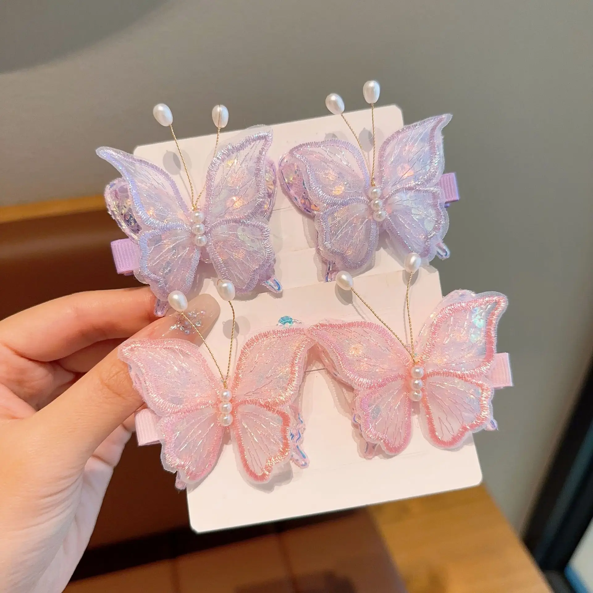Double-layer Pearl Butterfly Hair Clips for Girls — feature 5