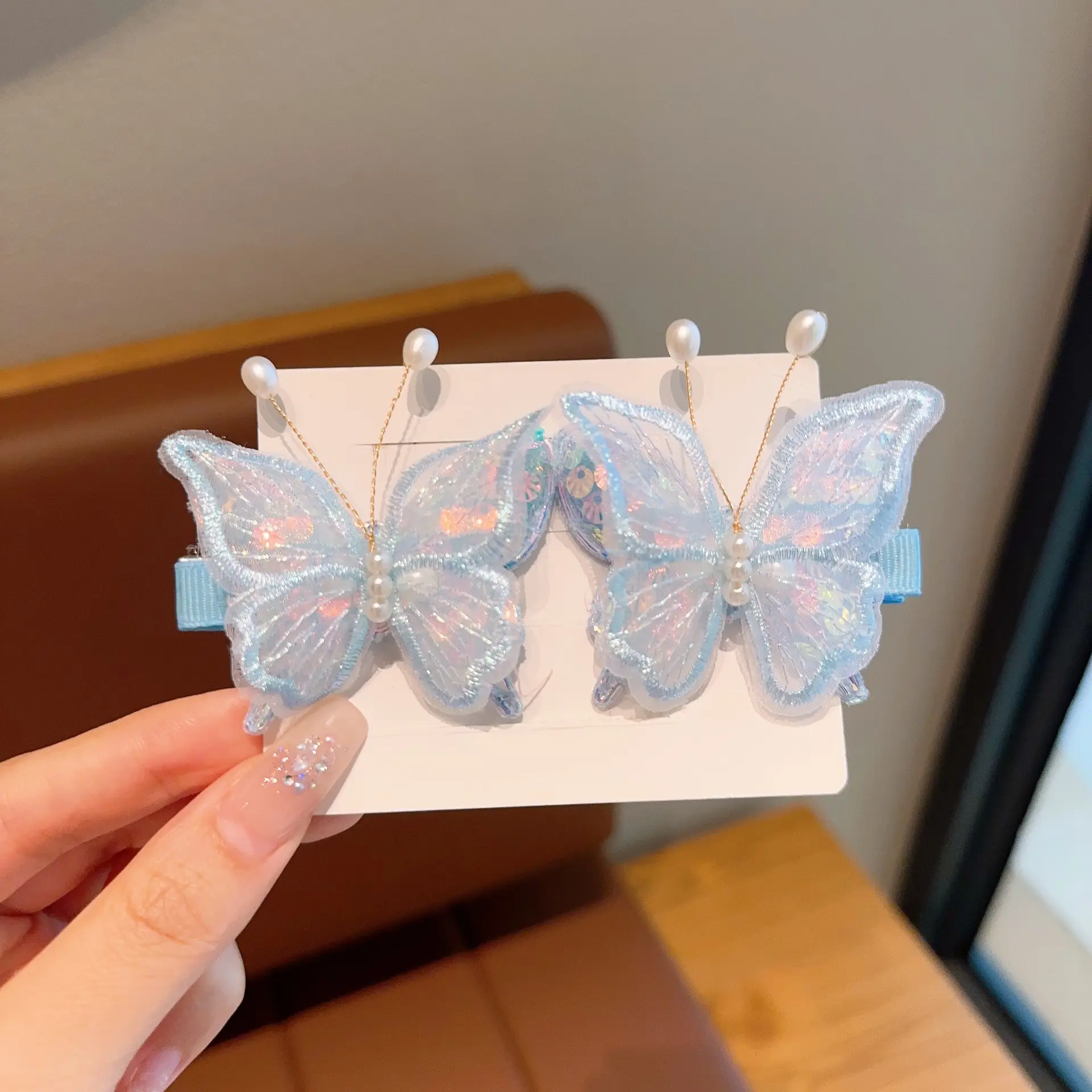 Double-layer Pearl Butterfly Hair Clips for Girls - Image 6