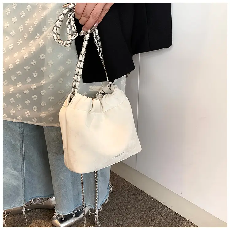 Women's Chain Shoulder Bag Cream Satin Bucket Style — feature 18