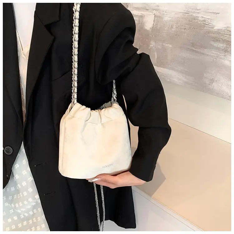 Women's Chain Shoulder Bag Cream Satin Bucket Style — feature 29