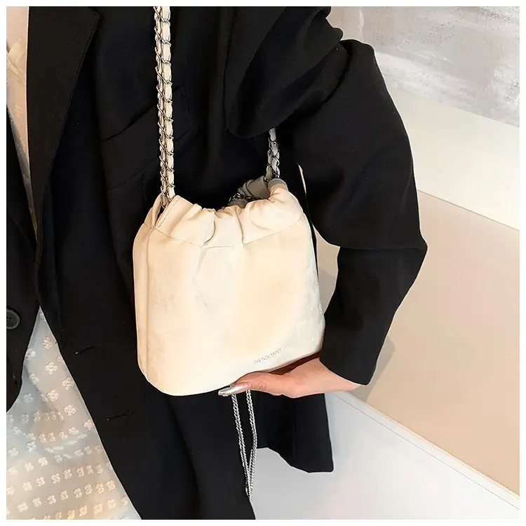 Women's Chain Shoulder Bag Cream Satin Bucket Style — feature 30