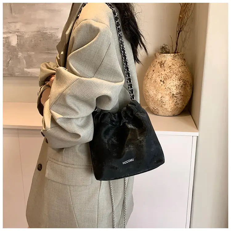 Women's Chain Shoulder Bag Cream Satin Bucket Style — feature 31