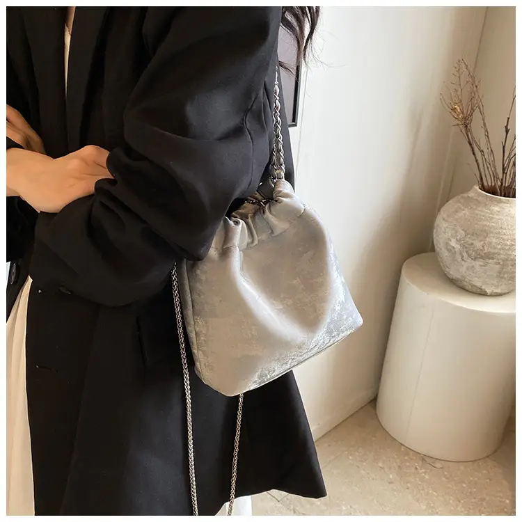 Women's Chain Shoulder Bag Cream Satin Bucket Style — feature 34