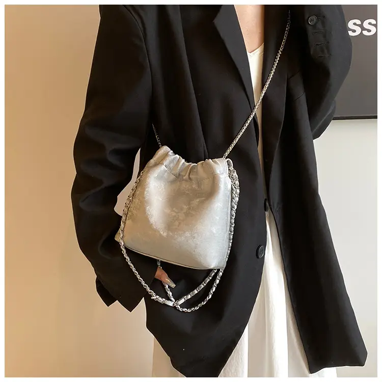 Women's Chain Shoulder Bag Cream Satin Bucket Style — feature 40