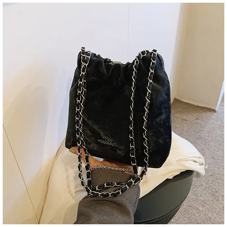 Women's Chain Shoulder Bag Cream Satin Bucket Style — feature 42