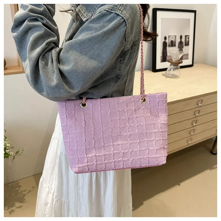 Women's Textile Chain Shoulder Bag Large Capacity 2024 — feature 11