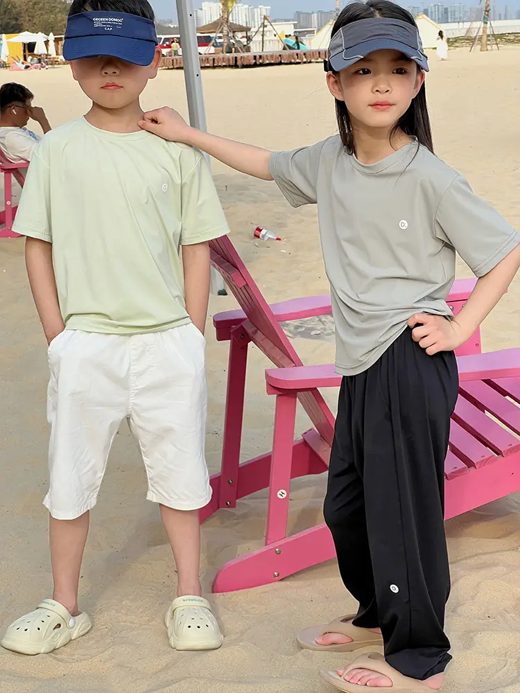UV Protection T-Shirt for Boys Girls Quick Dry Sunscreen — feature 41