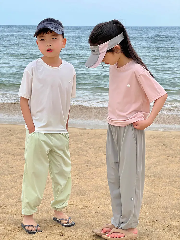 UV Protection T-Shirt for Boys Girls Quick Dry Sunscreen — feature 51