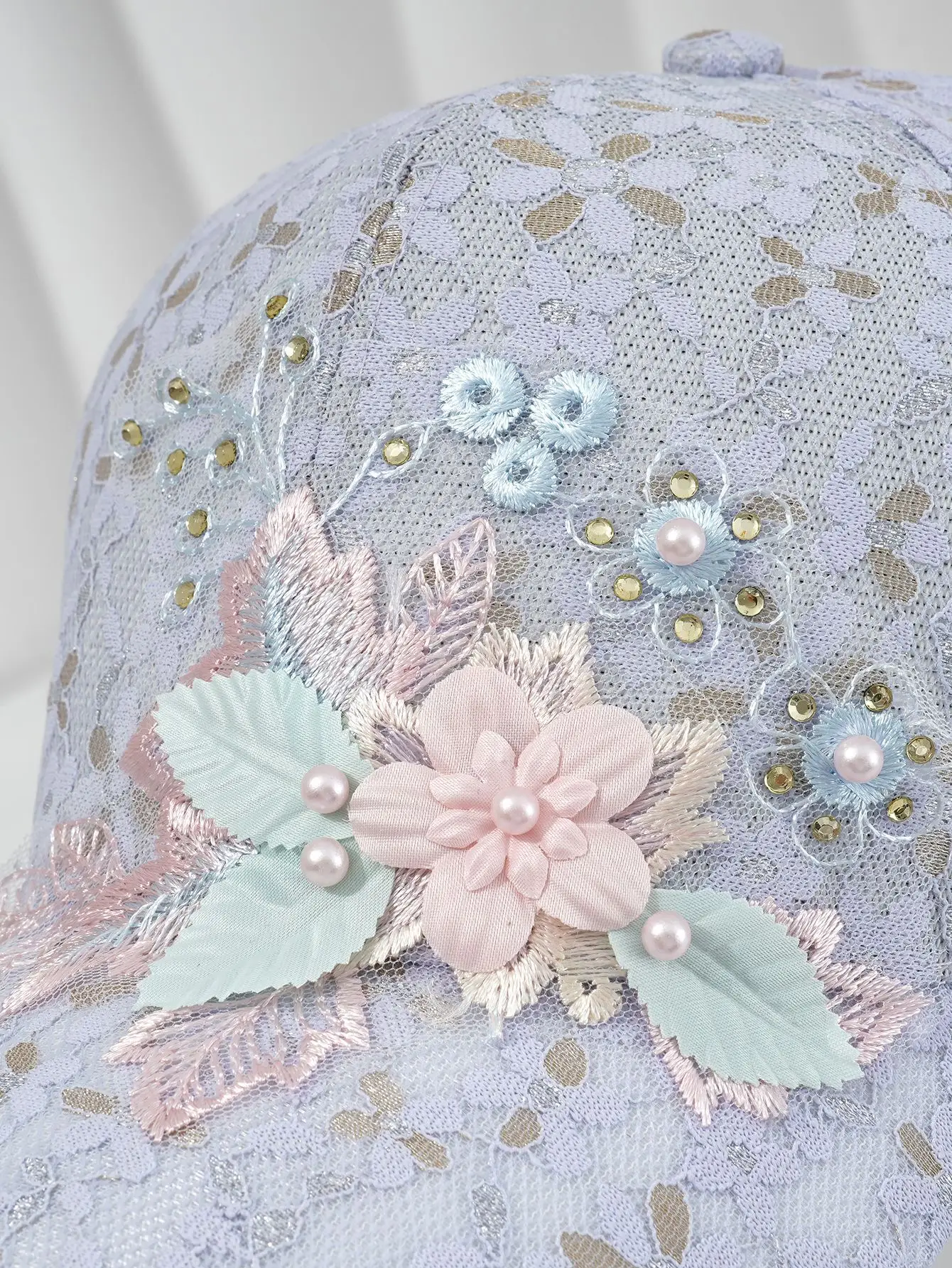 Women's Lace Pearl Hollow Baseball Cap with Flower & Rhinestone — feature 3