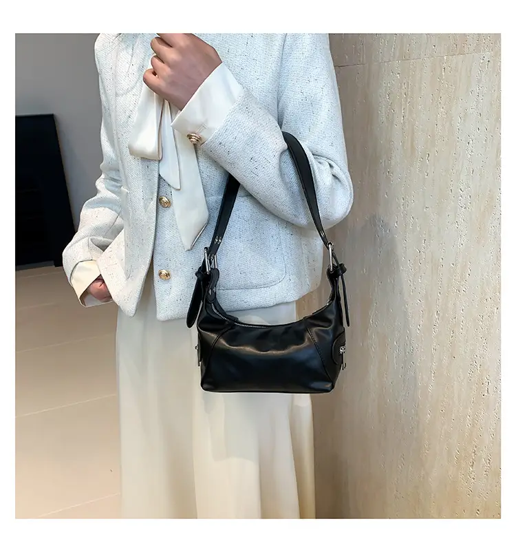 Silver Metallic Shoulder Bag for Women 2024 Spring — feature 15