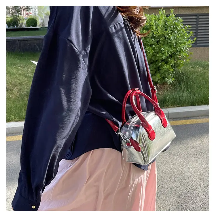 2024 Silver Red Shell Bowling Bag for Women — feature 8