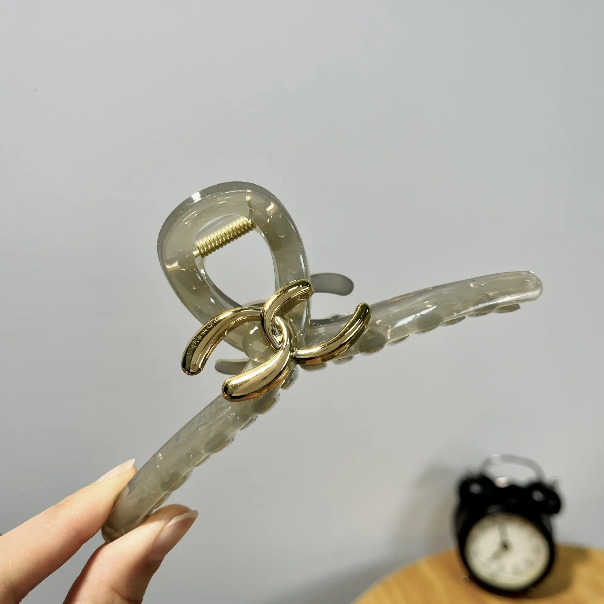 Jewelry Clip Hairpin with Pearl Color — feature 18
