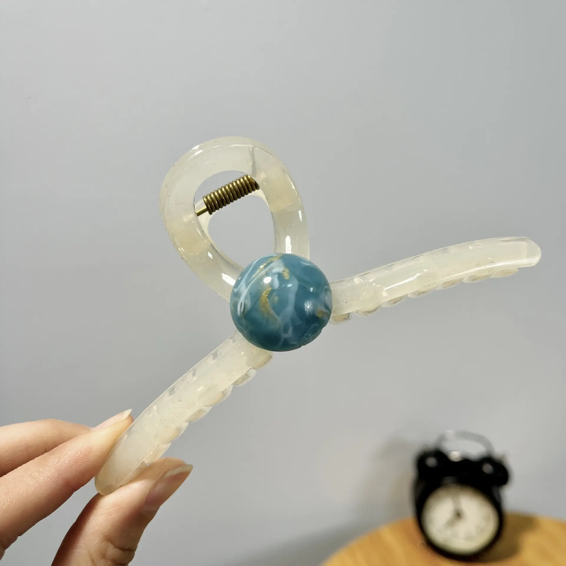 Jewelry Clip Hairpin with Pearl Color — feature 7