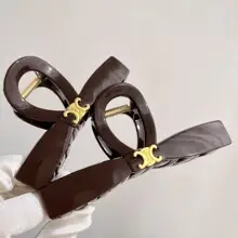 Black Korean Style Hair Clip with Large Curved Design — feature 13