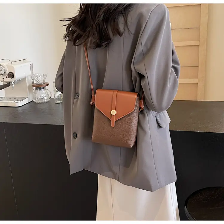 Soft Leather Vintage Crossbody Bag for Women 2024 Spring Summer — feature 12