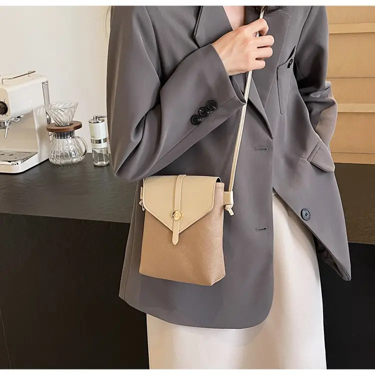 Soft Leather Vintage Crossbody Bag for Women 2024 Spring Summer — feature 15