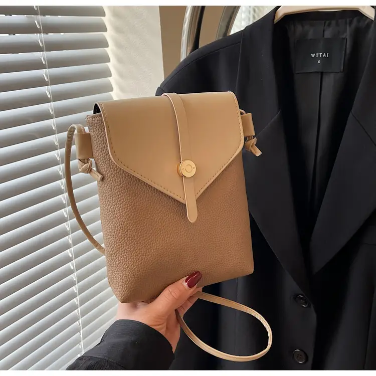 Soft Leather Vintage Crossbody Bag for Women 2024 Spring Summer — feature 20