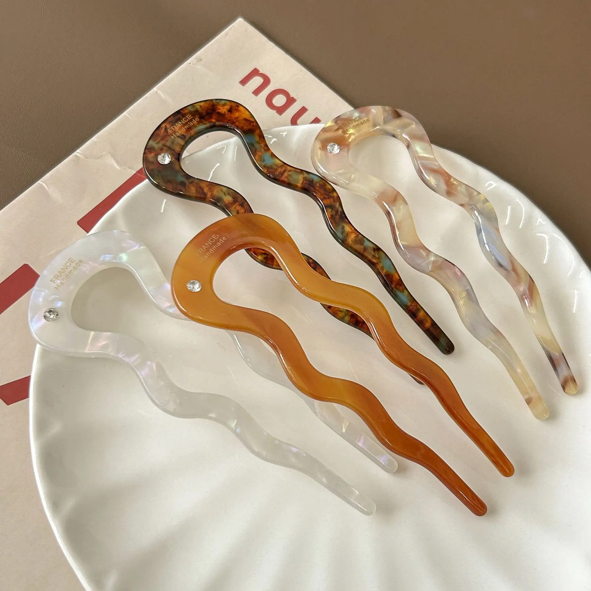 U-shaped Hairpin Female High-end Sense New Chinese-style Ball Head Hair Artifact 2024 New Hair Hairpin Antique Daily Headwear - Image 10