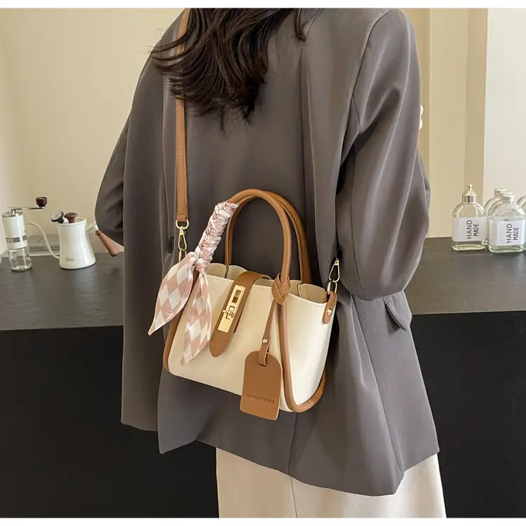 Women's Checkered Messenger Bag Summer 2024 — feature 16