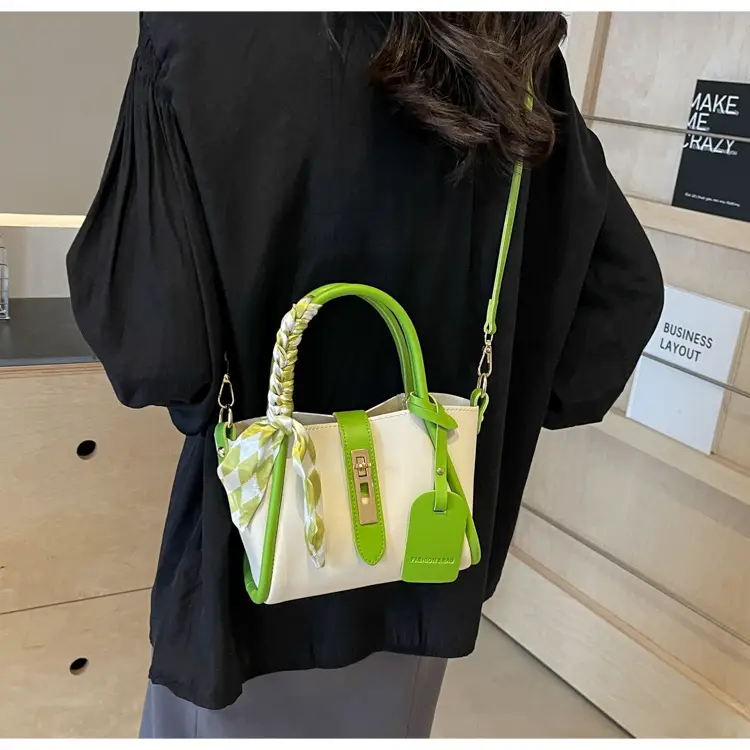 Women's Checkered Messenger Bag Summer 2024 — feature 26