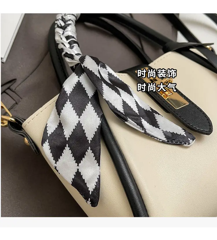Women's Checkered Messenger Bag Summer 2024 — feature 8