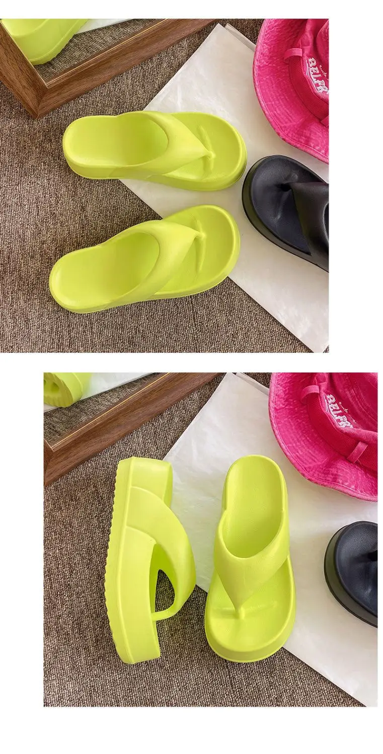 Thick-soled flip-flops for women's summer outdoor wear feeling of stepping on excrement increased fashion Joker soft-soled beach flip-flops batch — feature 10