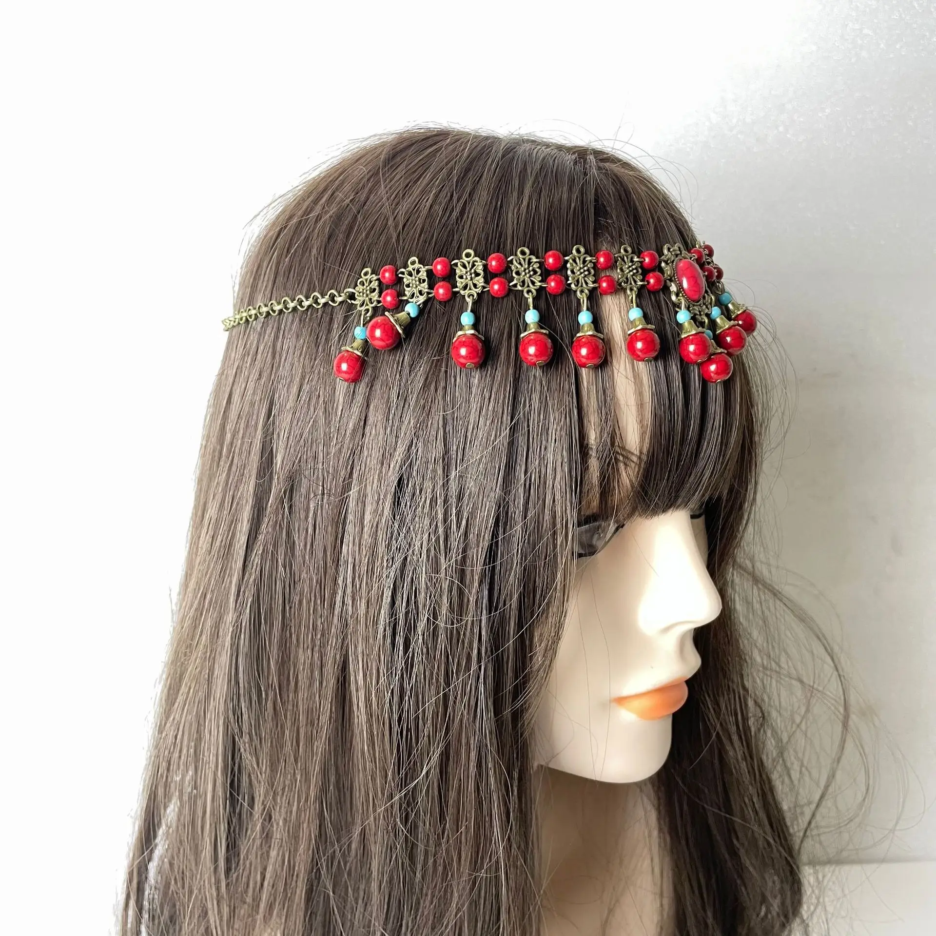 Retro Red Beaded Travel Eyebrow Pendant — feature 11