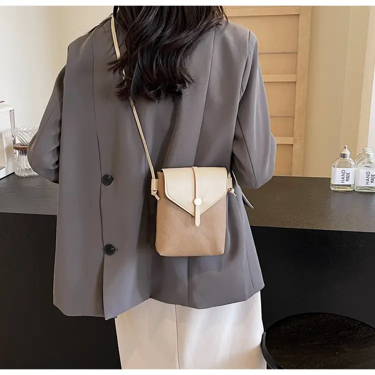 Women's Mini Crossbody Bag Brown Leather with Mobile Phone Holder — feature 7