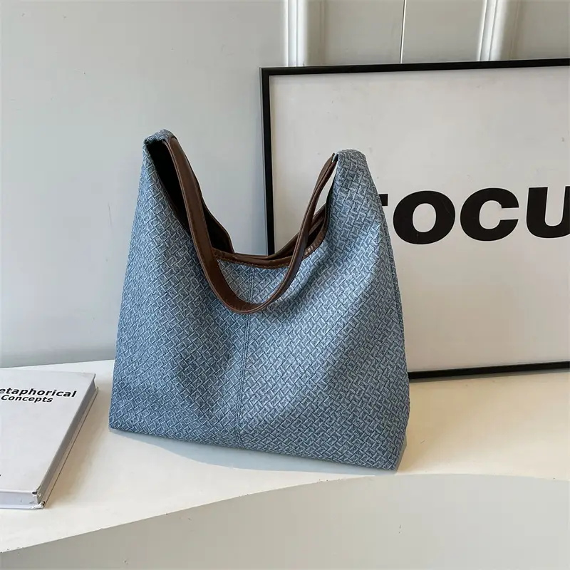 Women Textured Shoulder Bag 2024 Beige - Image 3