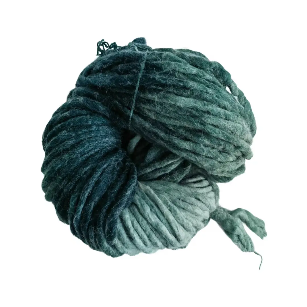 Spot Icelandic Wool Yarn Acrylic Ice Strip Hand-Knitted DIY Thick Wool Ball Hat Doll Blanket Knitted Fancy Yarn