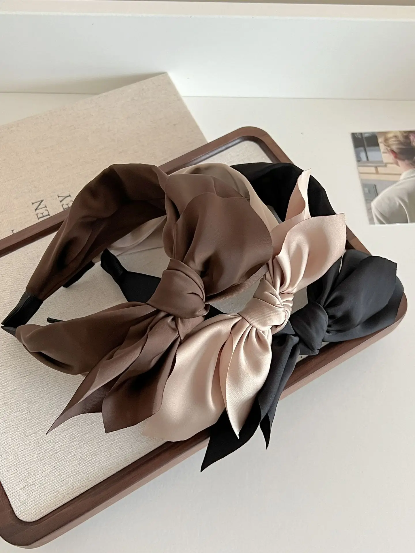 Satin Knot Headband for Women Brown Sweet Temperament — feature 4