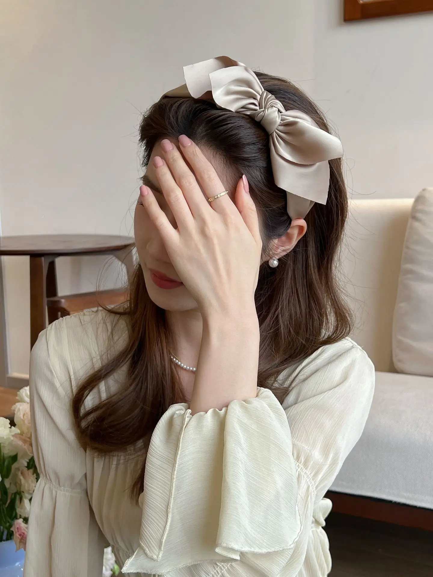 Satin Knot Headband for Women Brown Sweet Temperament — feature 6