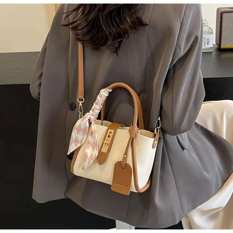 2024 Women's Retro Niche Shoulder Crossbody Bag — feature 20