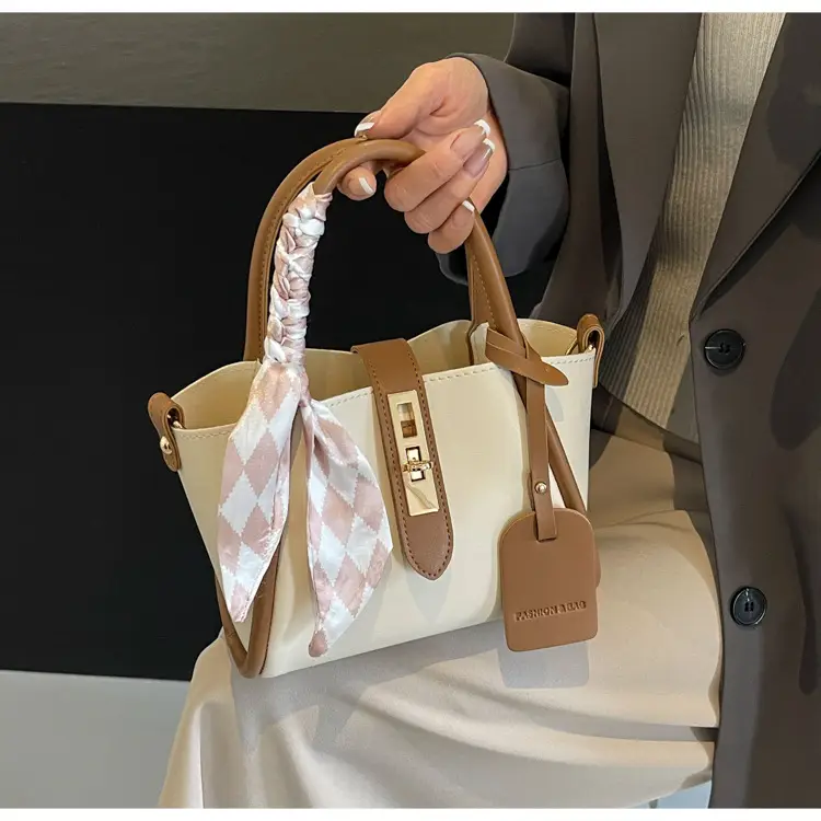 2024 Women's Retro Niche Shoulder Crossbody Bag — feature 32