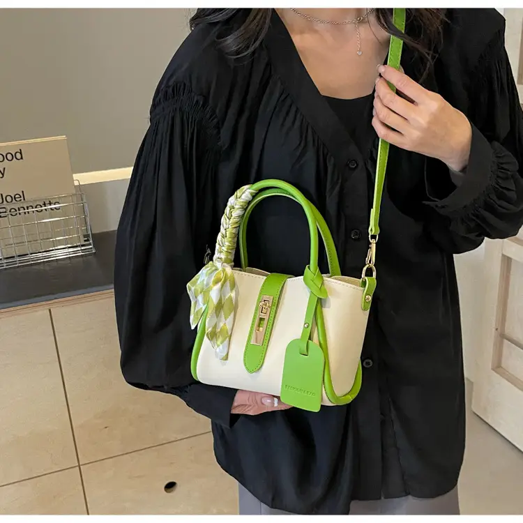 2024 Women's Retro Niche Shoulder Crossbody Bag — feature 40