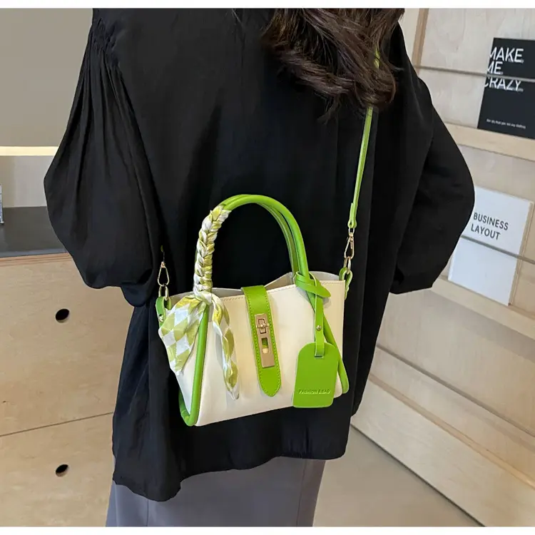 2024 Women's Retro Niche Shoulder Crossbody Bag — feature 43