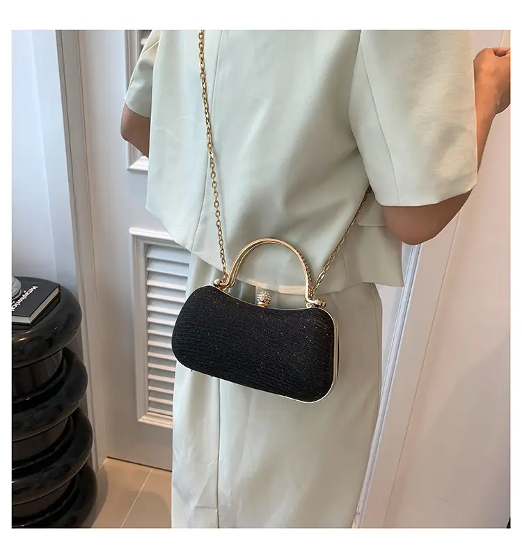 New 2024 Women's Handbags with Gold Chain & Lock Buckle — feature 11