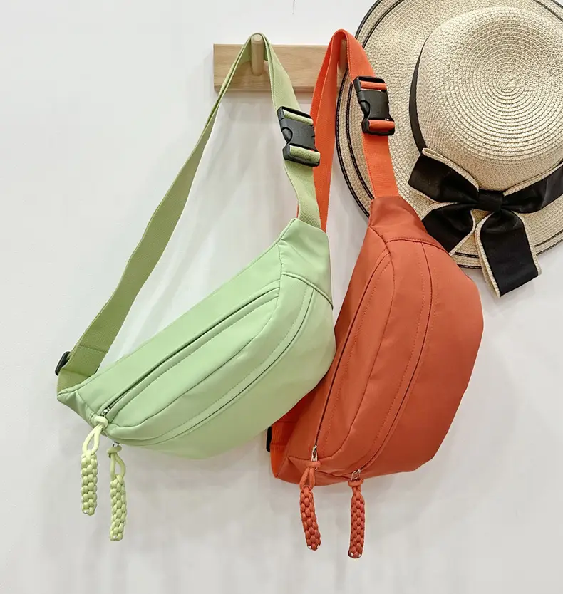 Japanese Style White Crossbody Phone Bag for Women — feature 7
