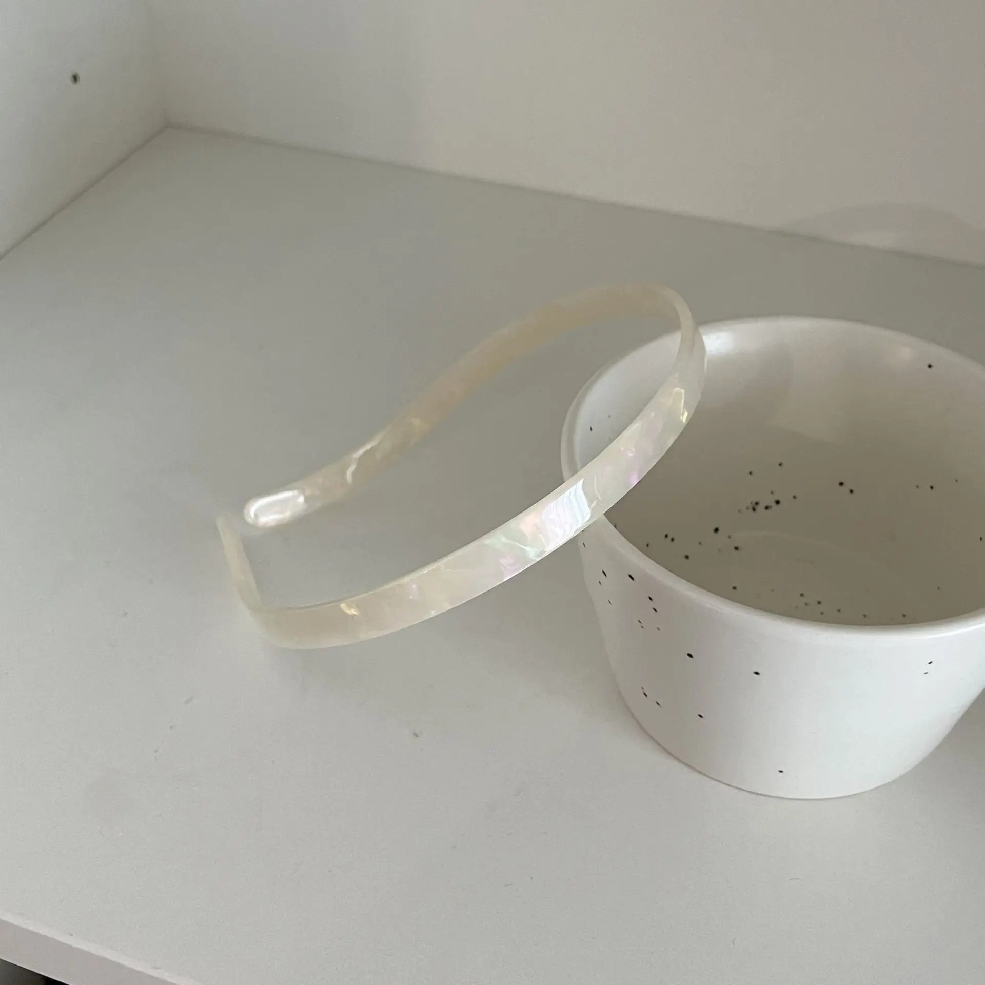 Women Acetate Hair Band with White Headband 2024