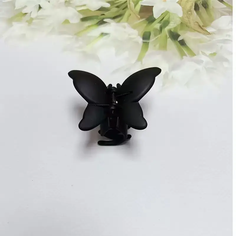 Butterfly Hair Clip with Spray Paint Back for Women - Image 3